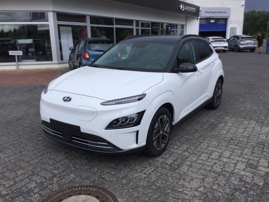 Hyundai KONA 2023