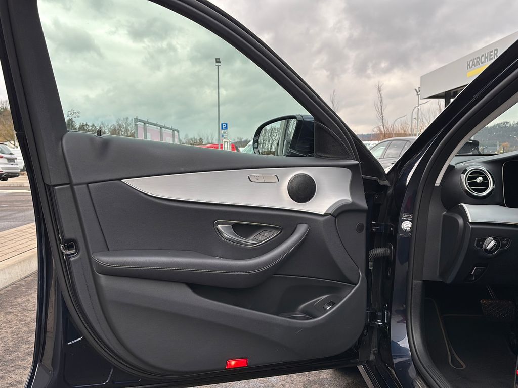 Mercedes-Benz E 300 2021