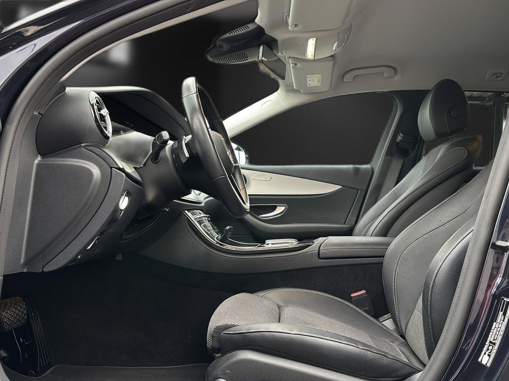 Mercedes-Benz E 300 2021