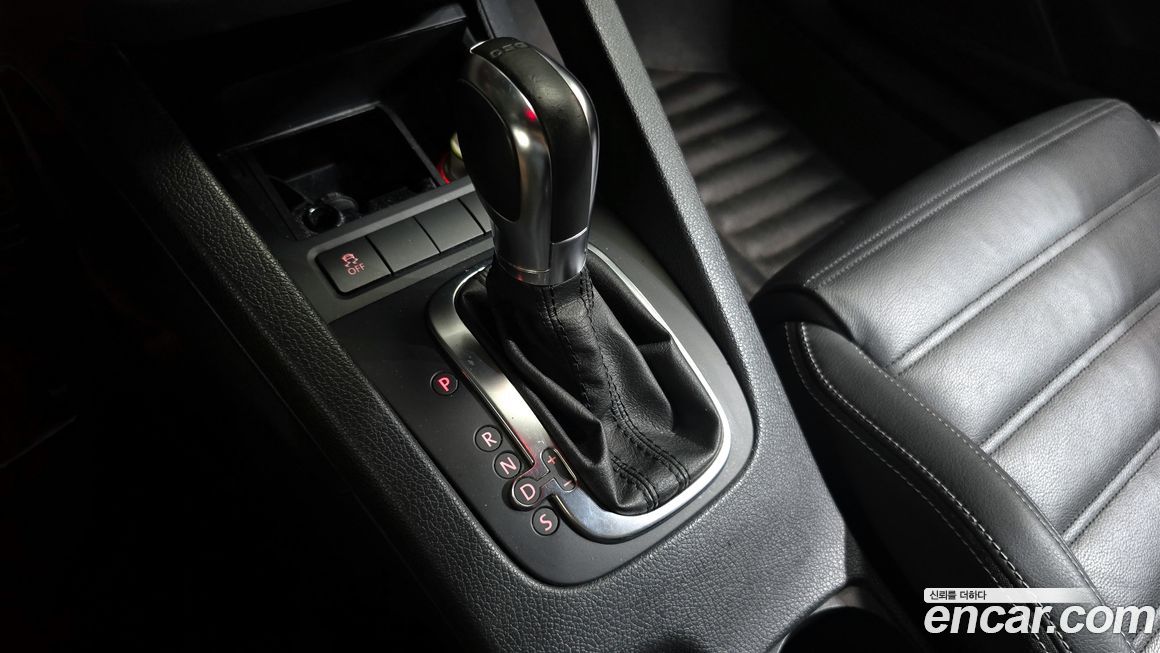 Volkswagen Scirocco 2012