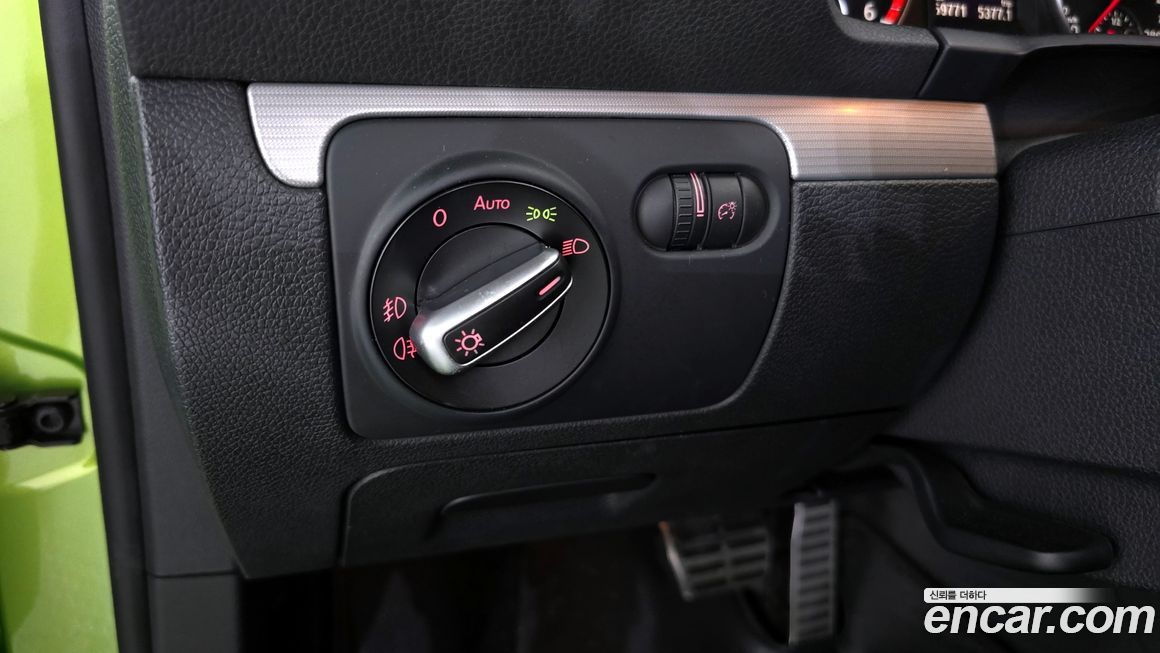 Volkswagen Scirocco 2012