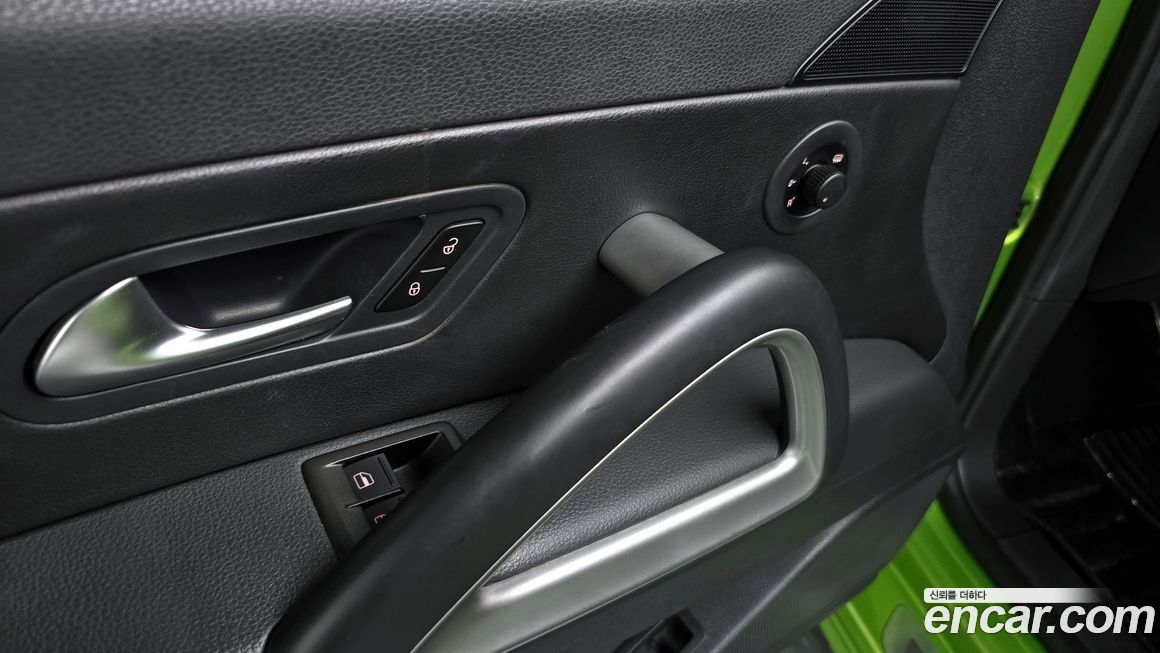 Volkswagen Scirocco 2012