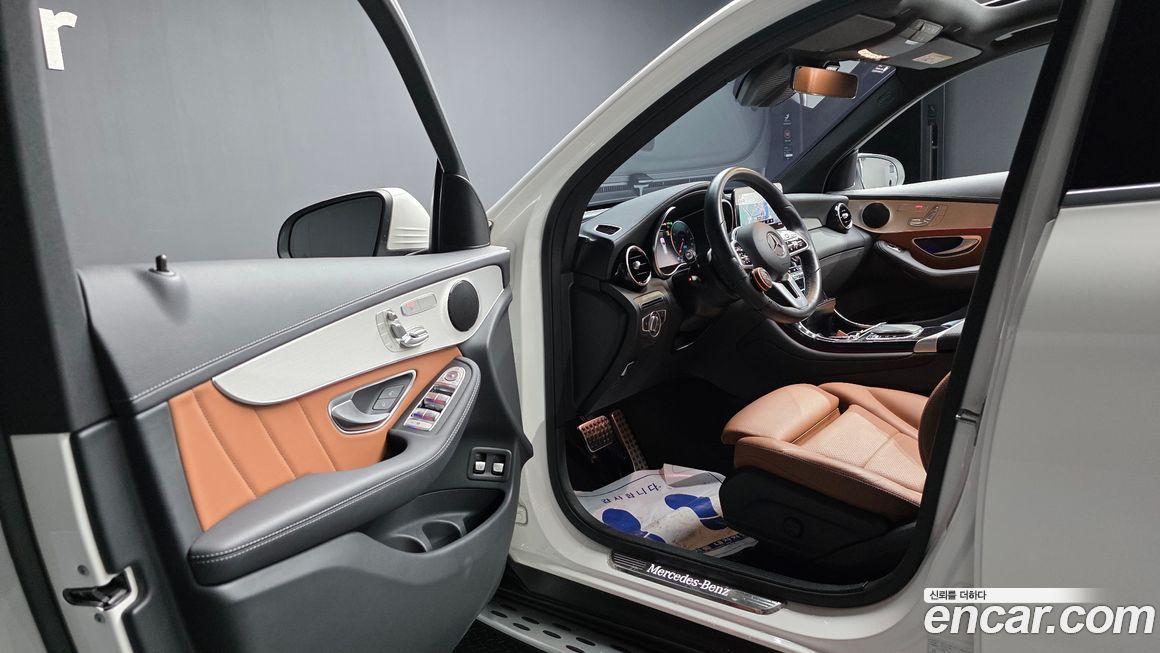 Mercedes-Benz GLC-Class 2022