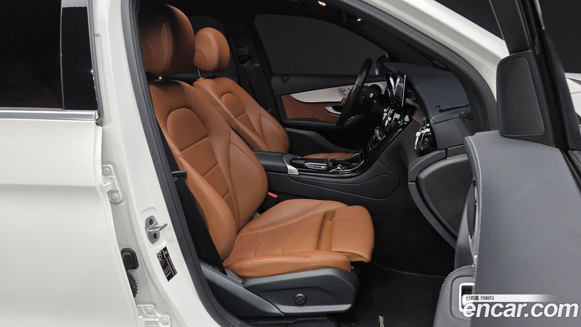 Mercedes-Benz GLC-Class 2022