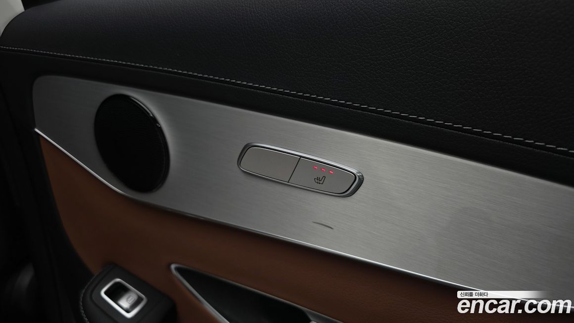 Mercedes-Benz GLC-Class 2022