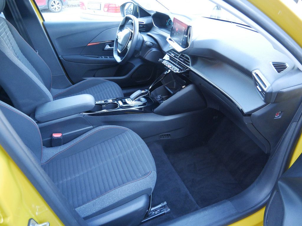 Peugeot e-208 2020