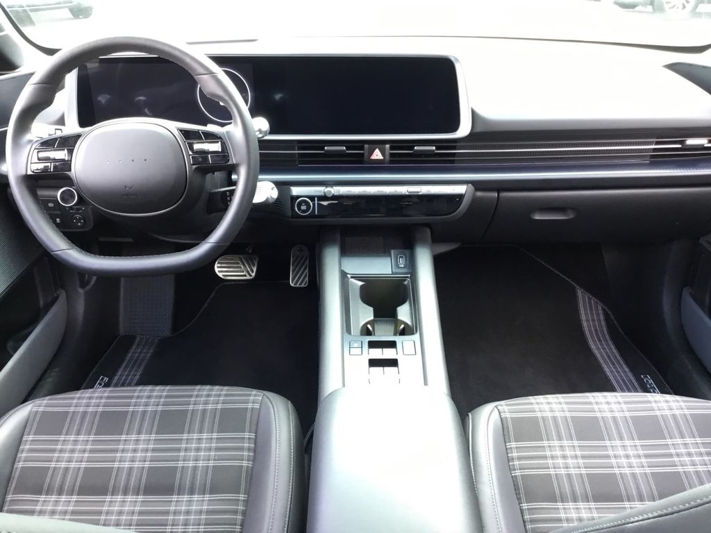 Hyundai IONIQ 6 2023