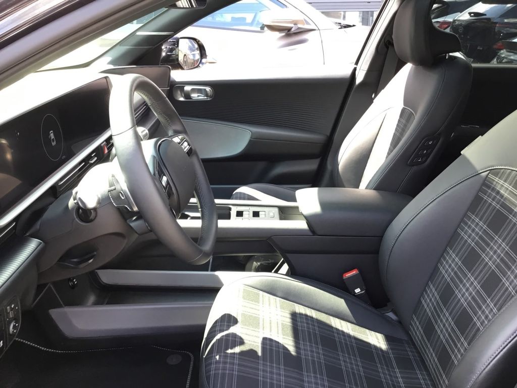 Hyundai IONIQ 6 2023