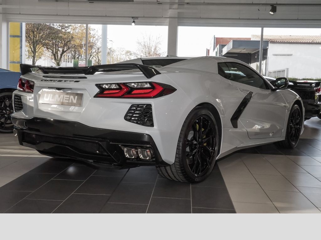 Corvette C8 2025
