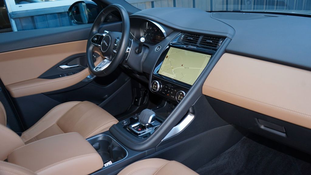 Jaguar E-Pace 2022
