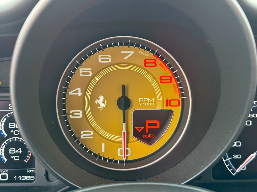 Ferrari 488 GTB 2016