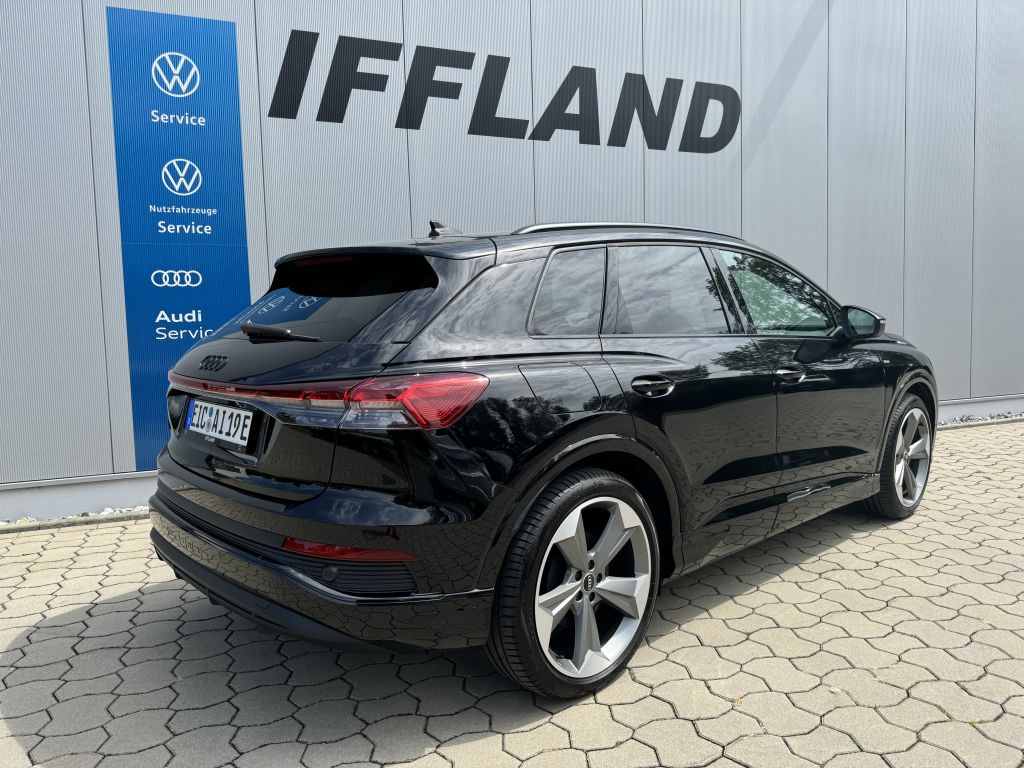 Audi Q4 e-tron 2023