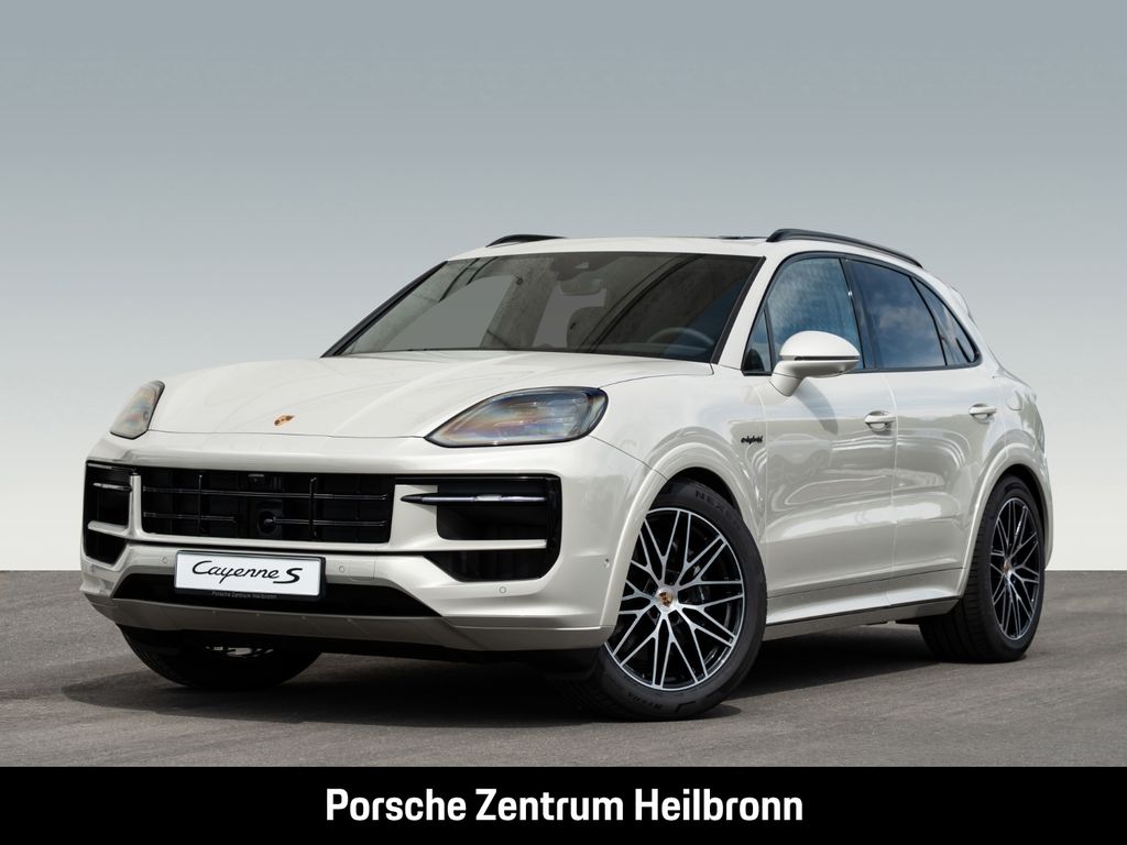 Porsche Cayenne 2025