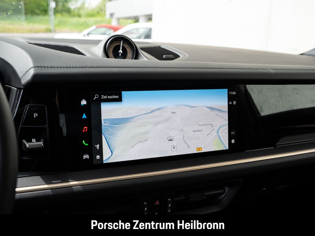 Porsche Cayenne 2025