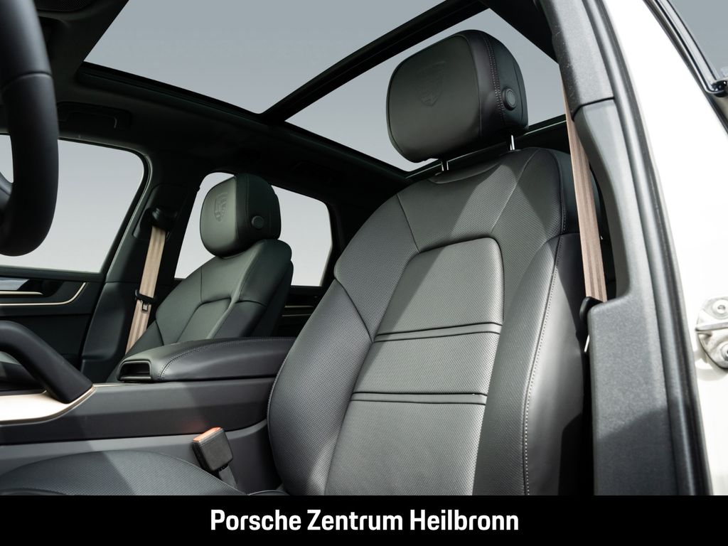 Porsche Cayenne 2025