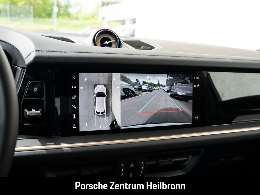 Porsche Cayenne 2025