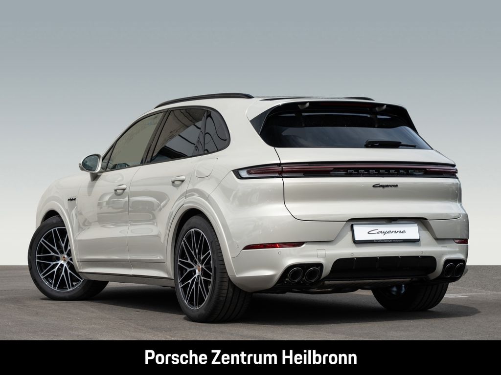 Porsche Cayenne 2025