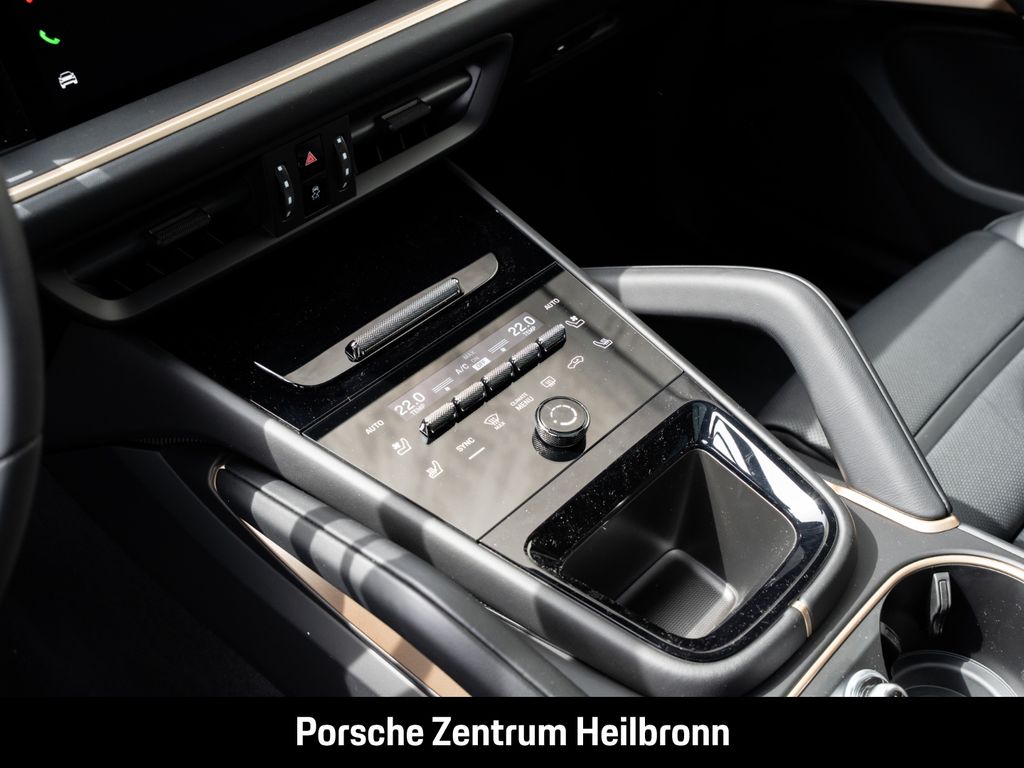 Porsche Cayenne 2025