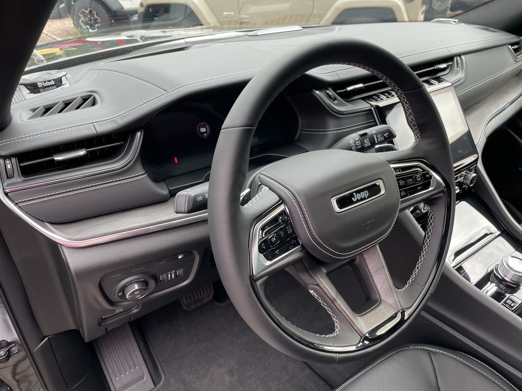 Jeep Grand Cherokee 2023