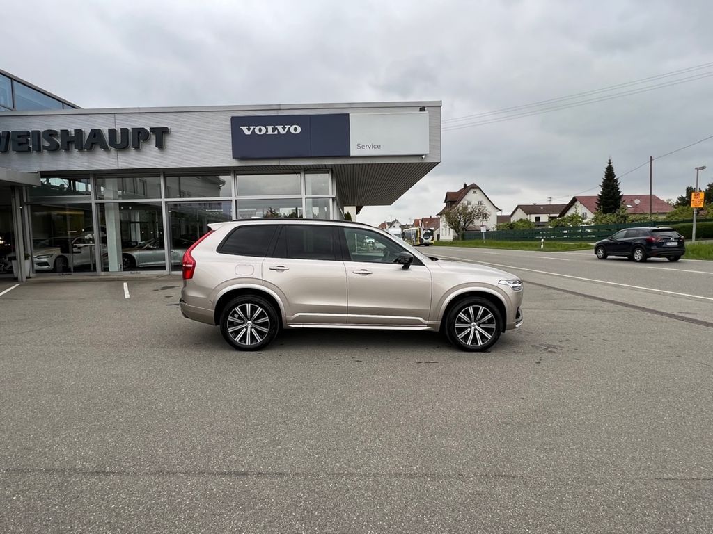 Volvo XC90 2023