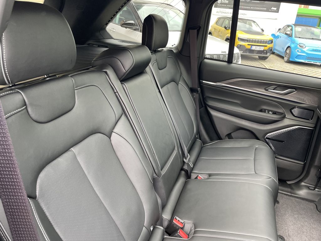 Jeep Grand Cherokee 2023