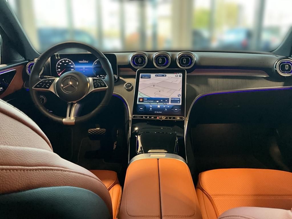 Mercedes-Benz C 300 2025