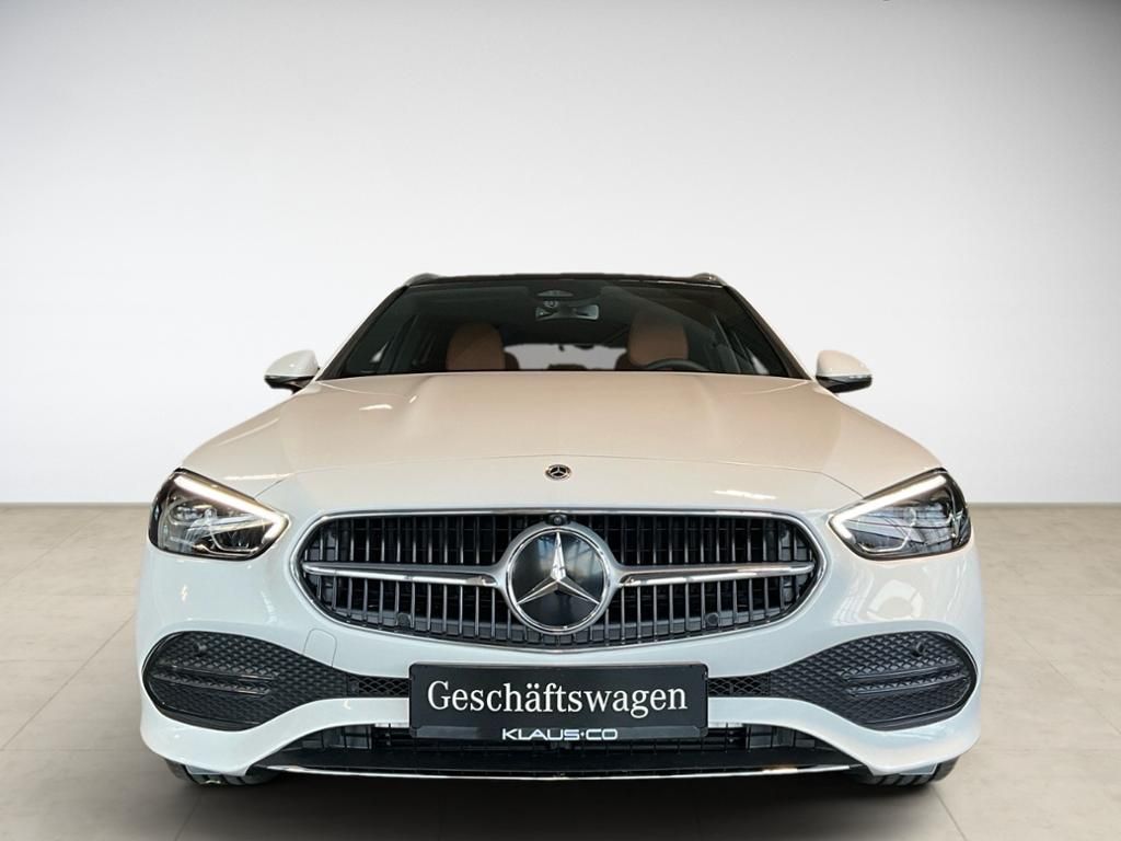 Mercedes-Benz C 300 2025