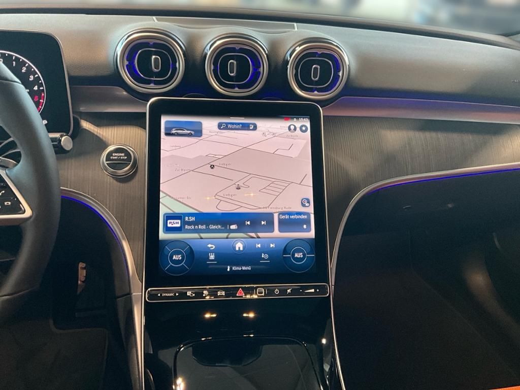 Mercedes-Benz C 300 2025