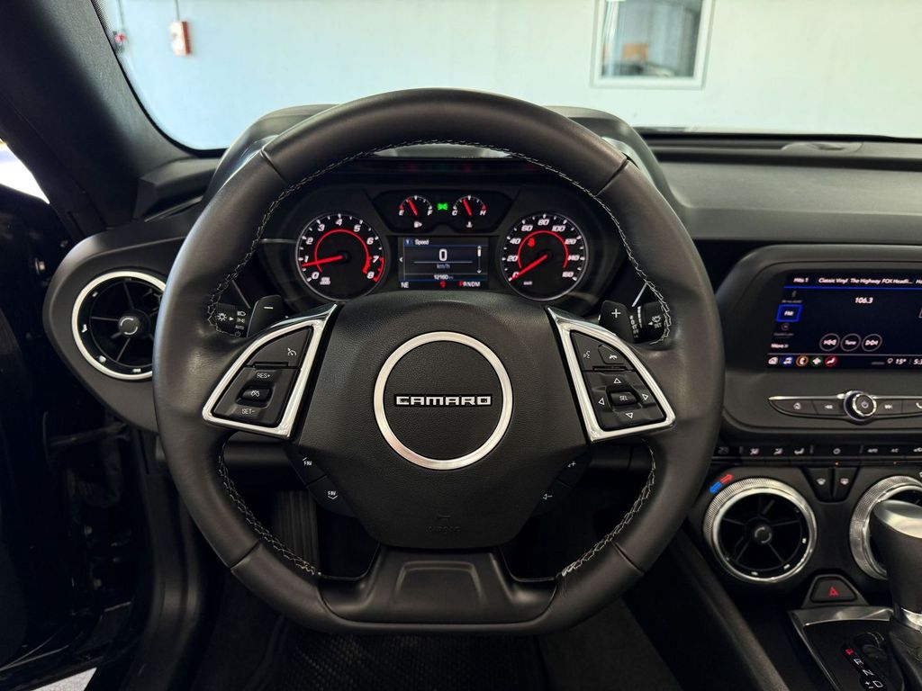 Chevrolet Camaro 2023