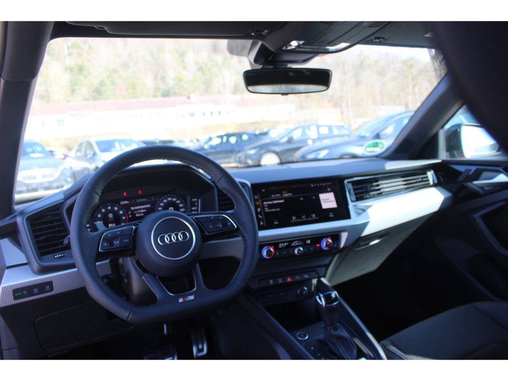 Audi A1 2025