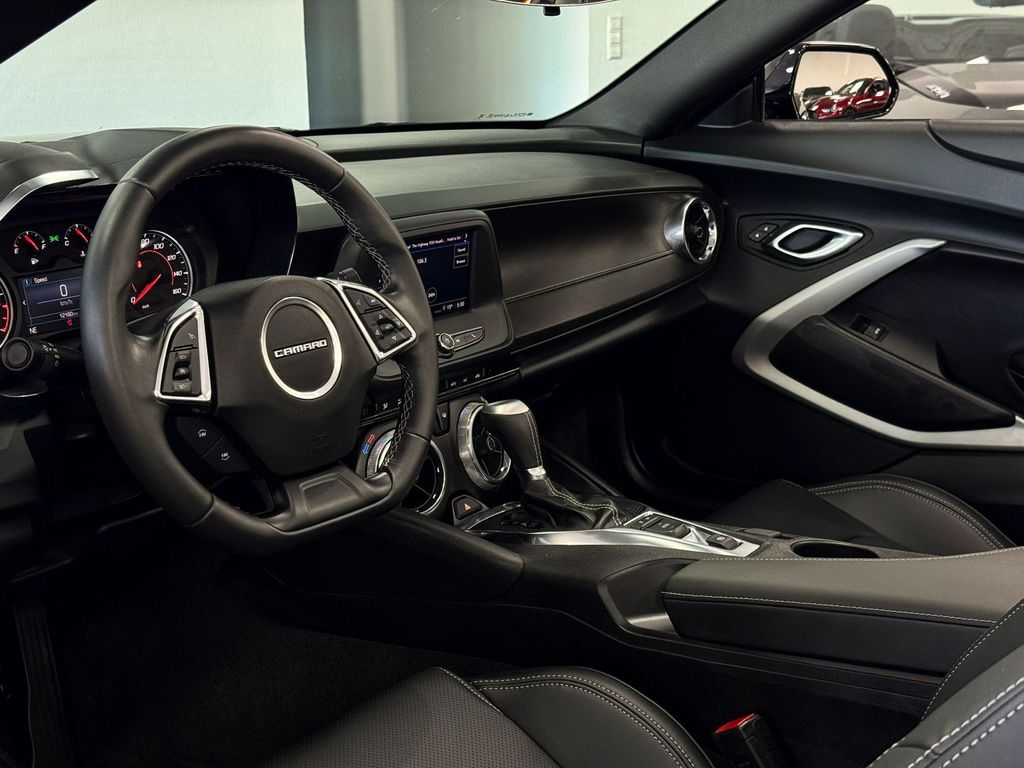 Chevrolet Camaro 2023