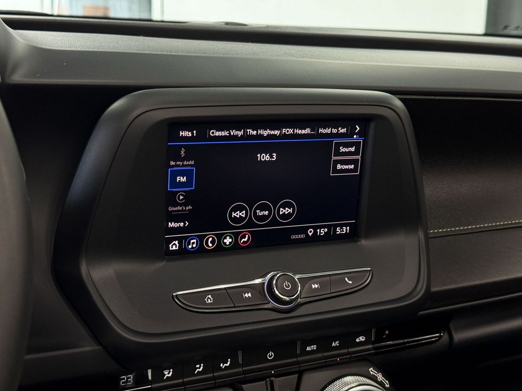 Chevrolet Camaro 2023