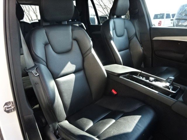 Volvo XC90 2021
