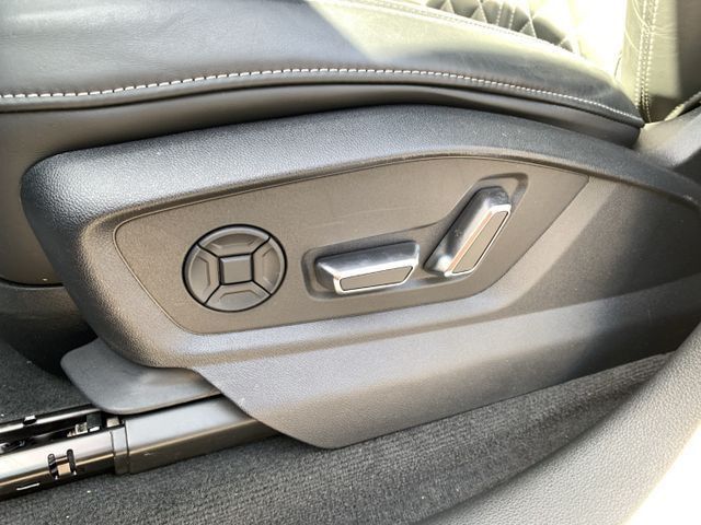 Audi SQ8 2021