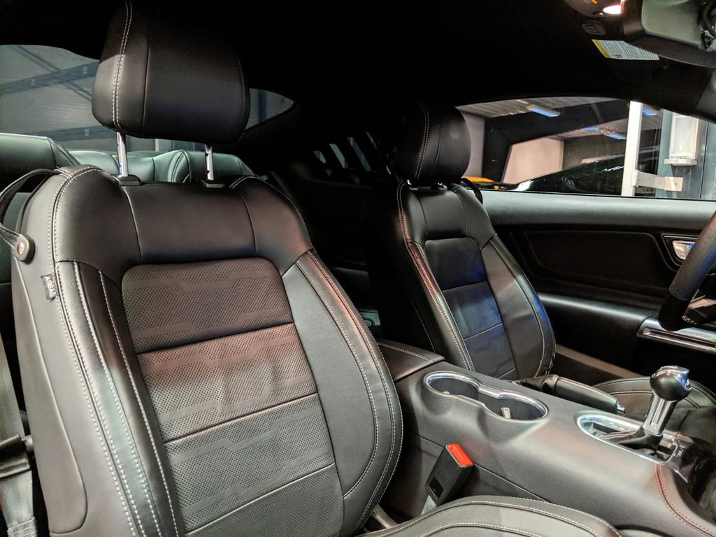 Ford Mustang 2019