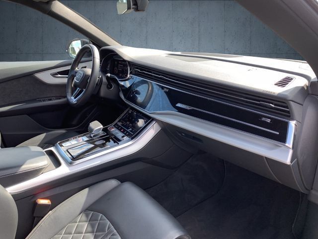 Audi SQ8 2021