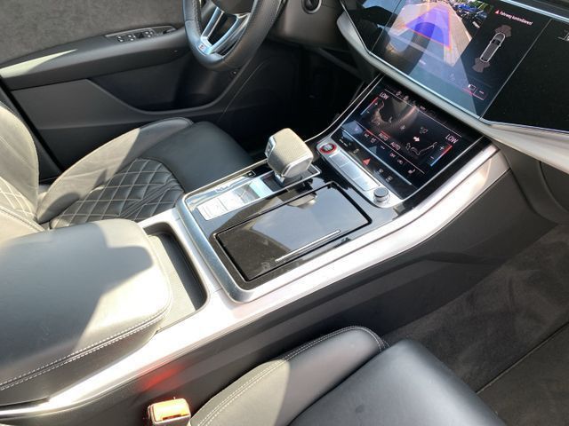 Audi SQ8 2021