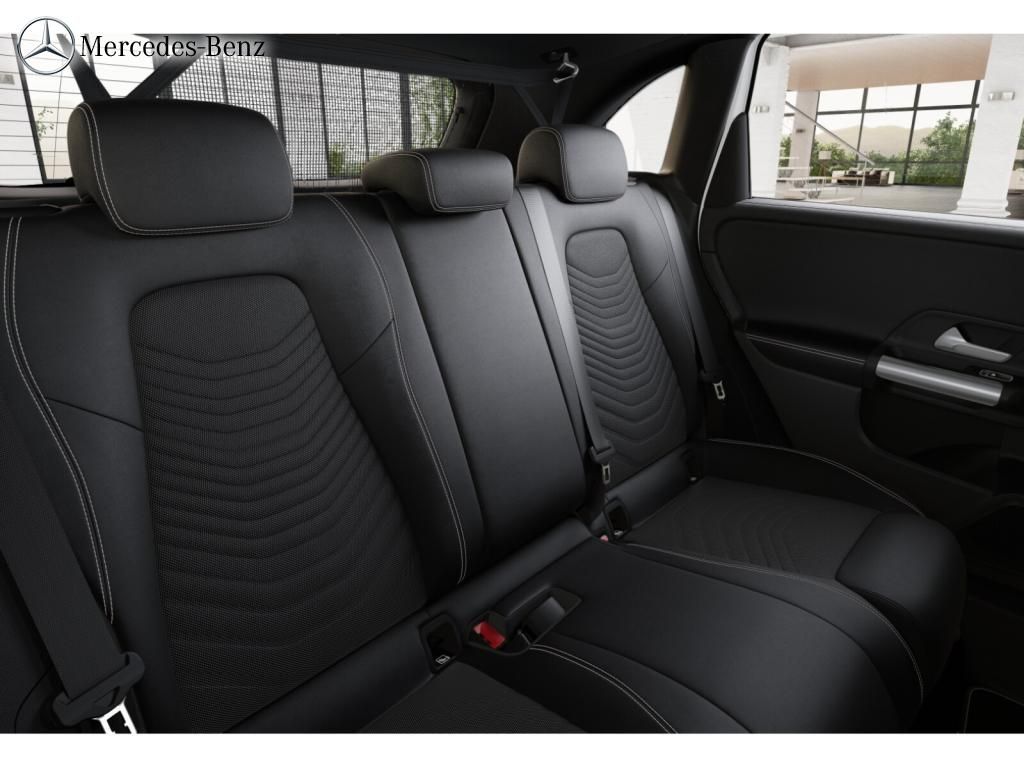 Mercedes-Benz B 200 2024