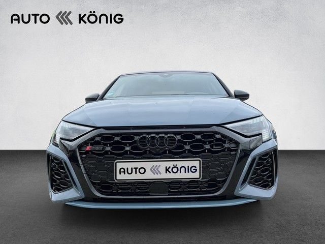 Audi RS3 2024