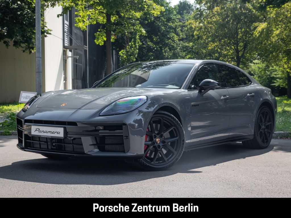 Porsche Panamera 2025