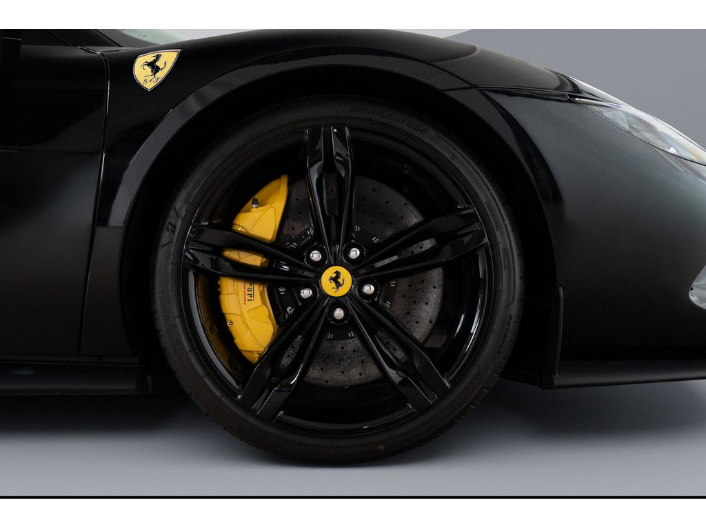 Ferrari 296 GTS 2024