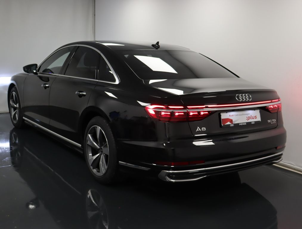 Audi A8 2024