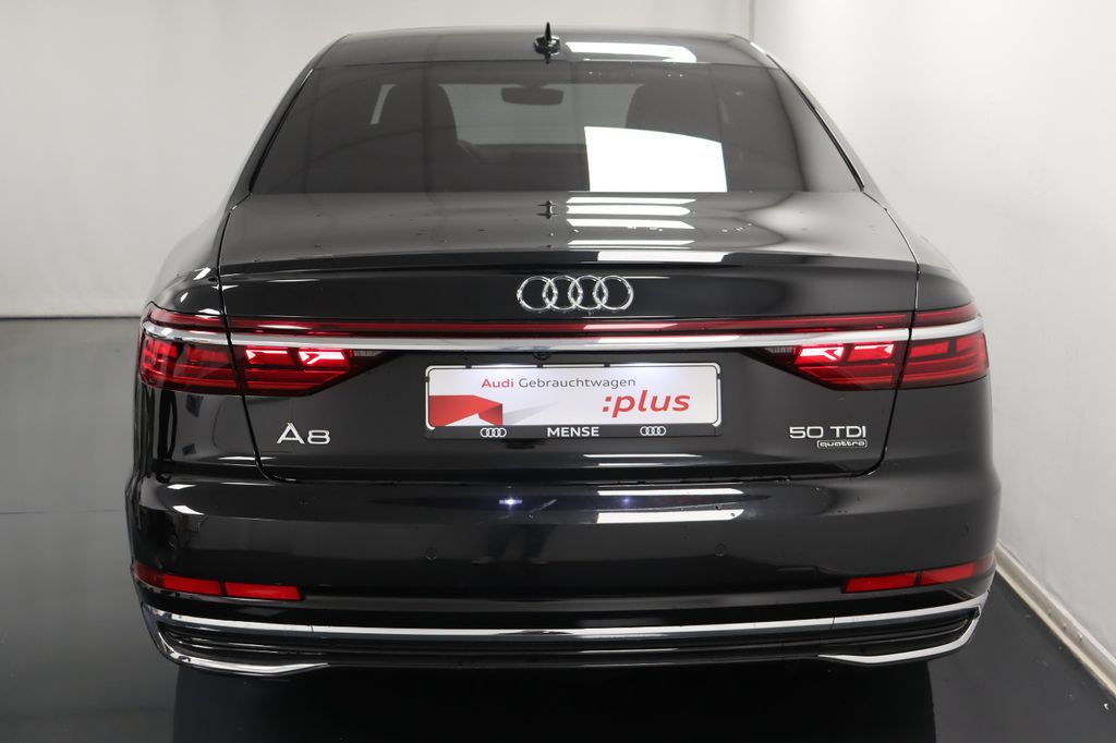 Audi A8 2024