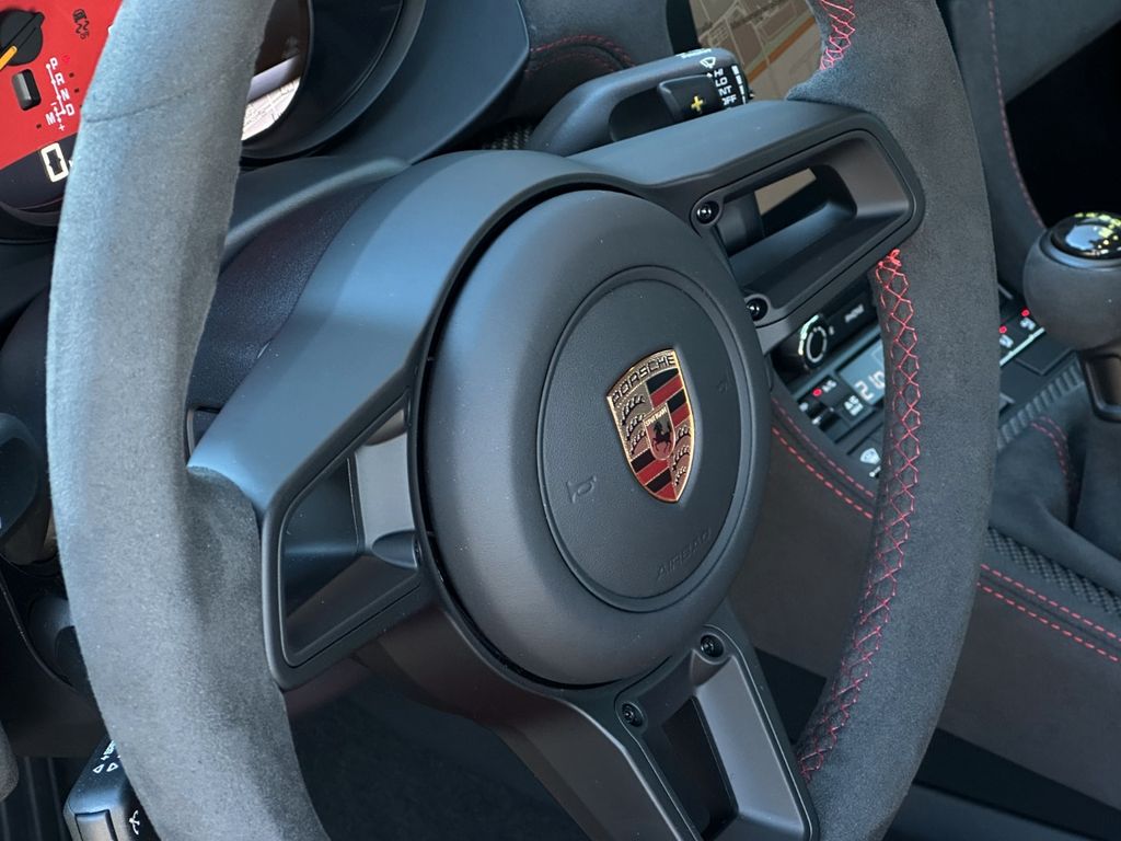 Porsche Boxster 2025