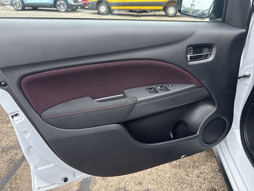 Mitsubishi Space Star 2025