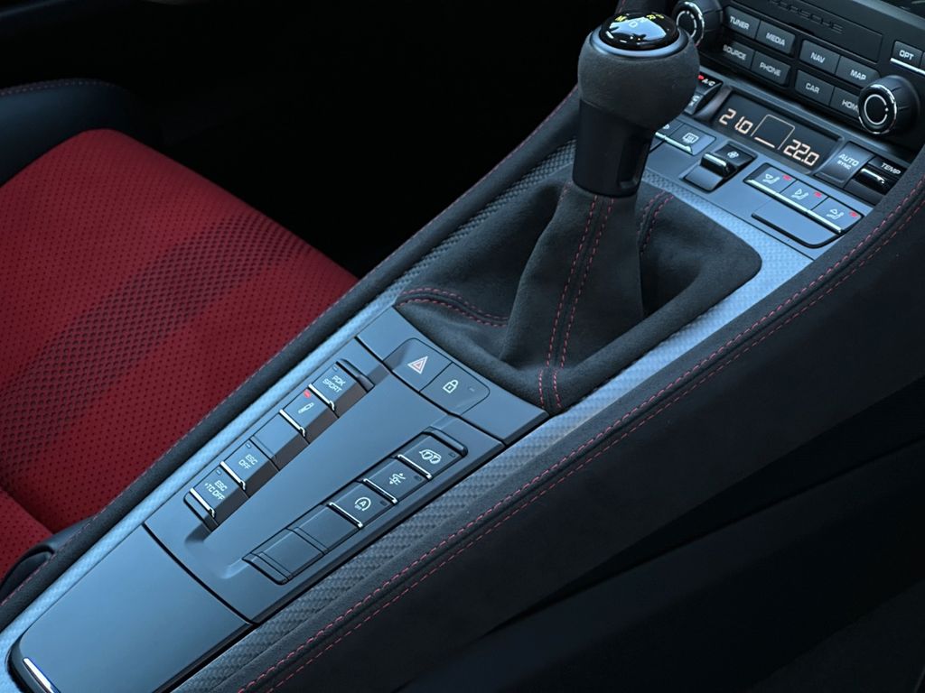 Porsche Boxster 2025