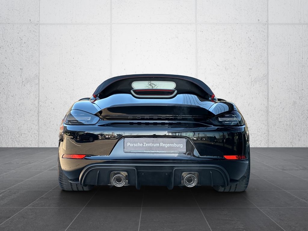 Porsche Boxster 2025