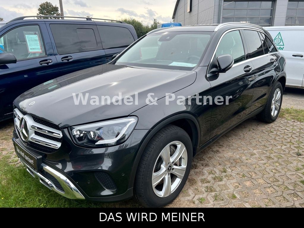 Mercedes-Benz GLC 300 2021