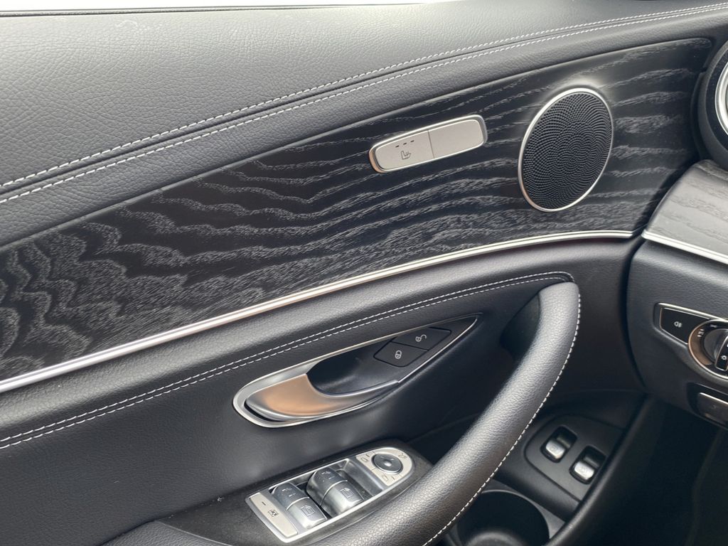 Mercedes-Benz E 300 2021