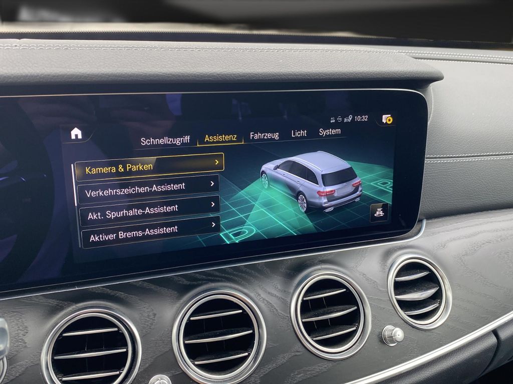 Mercedes-Benz E 300 2021